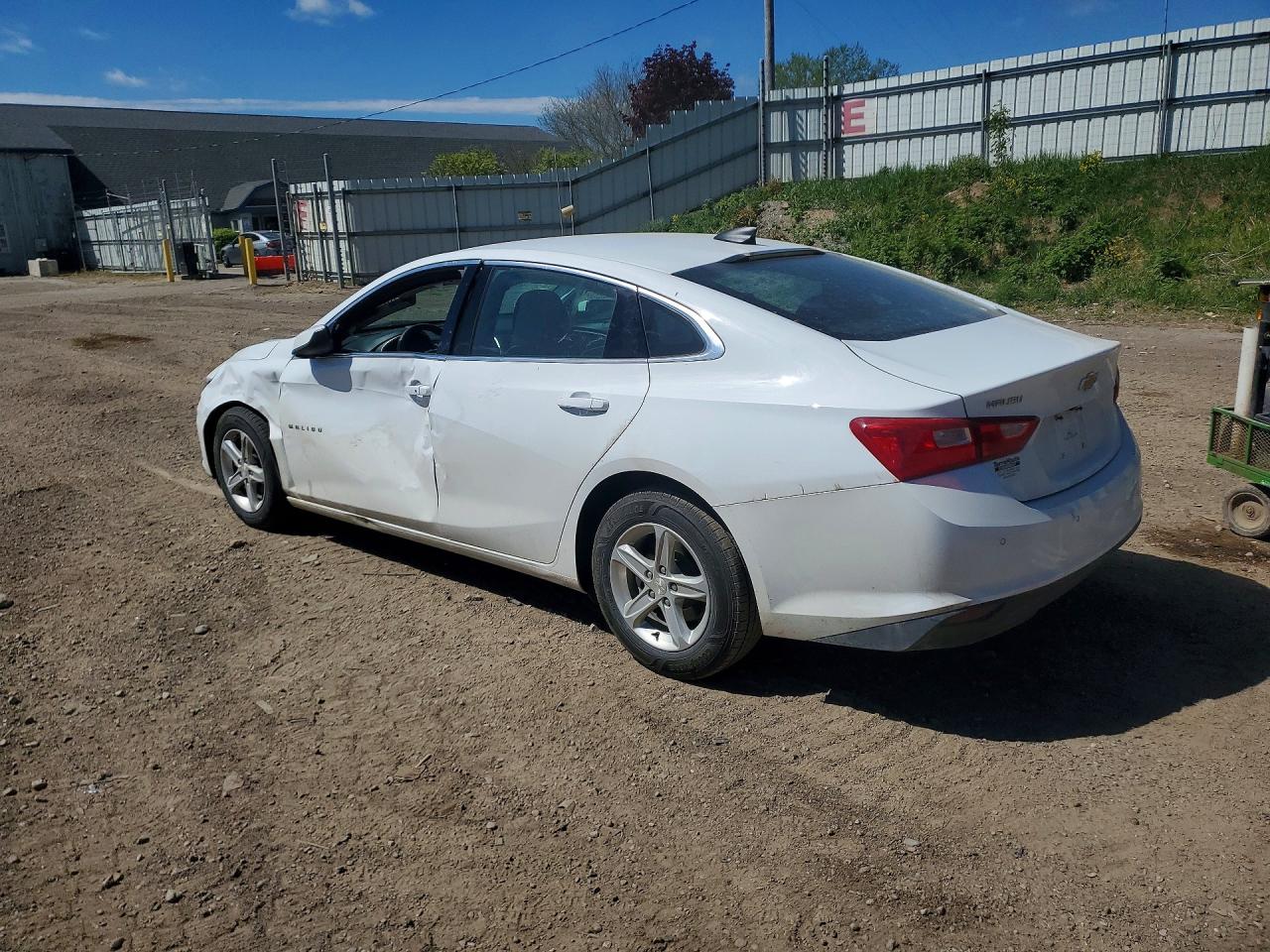 2024 CHEVROLET MALIBU LS — снимка 2