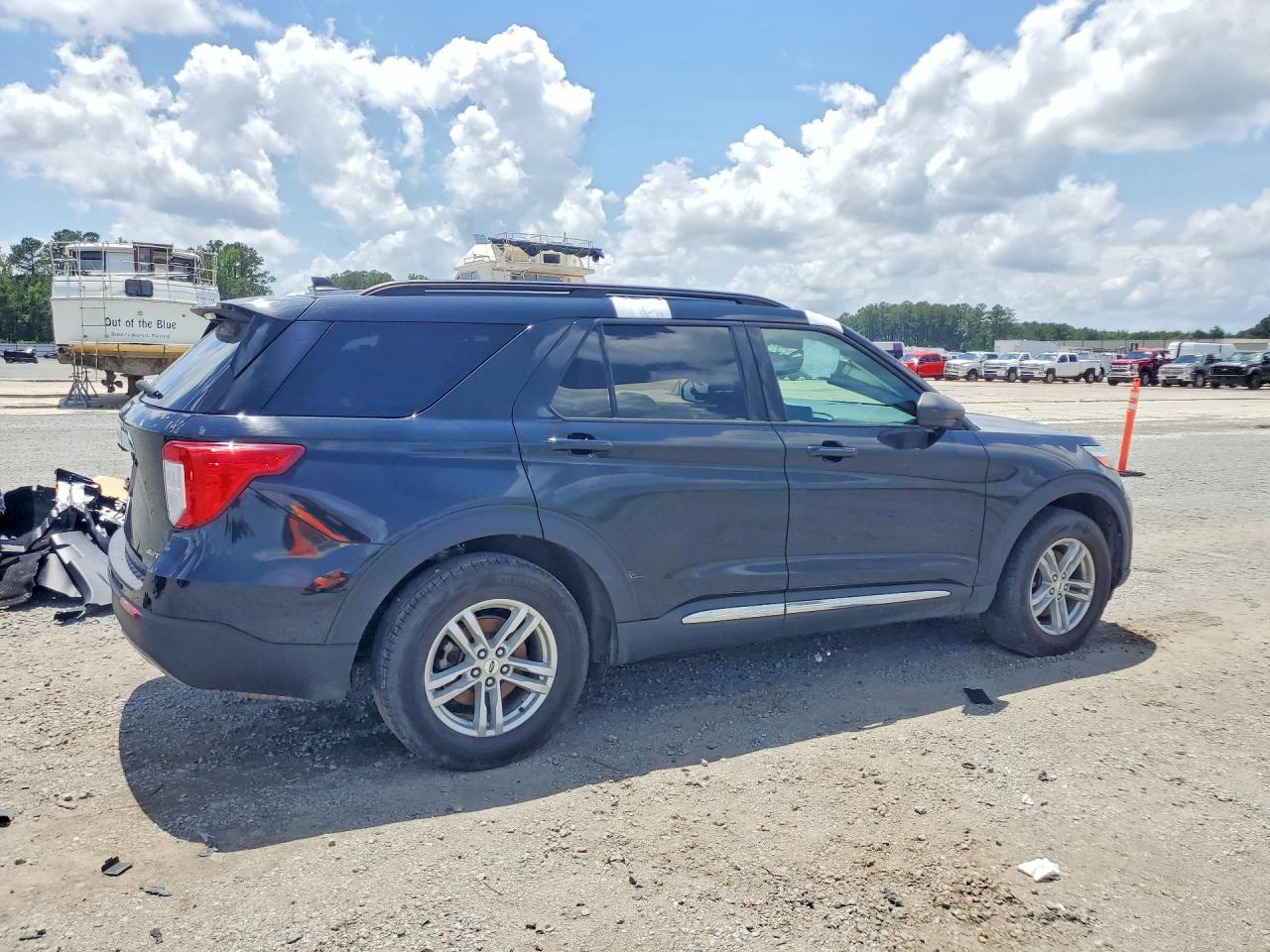 2021 FORD EXPLORER XLT — снимка 3