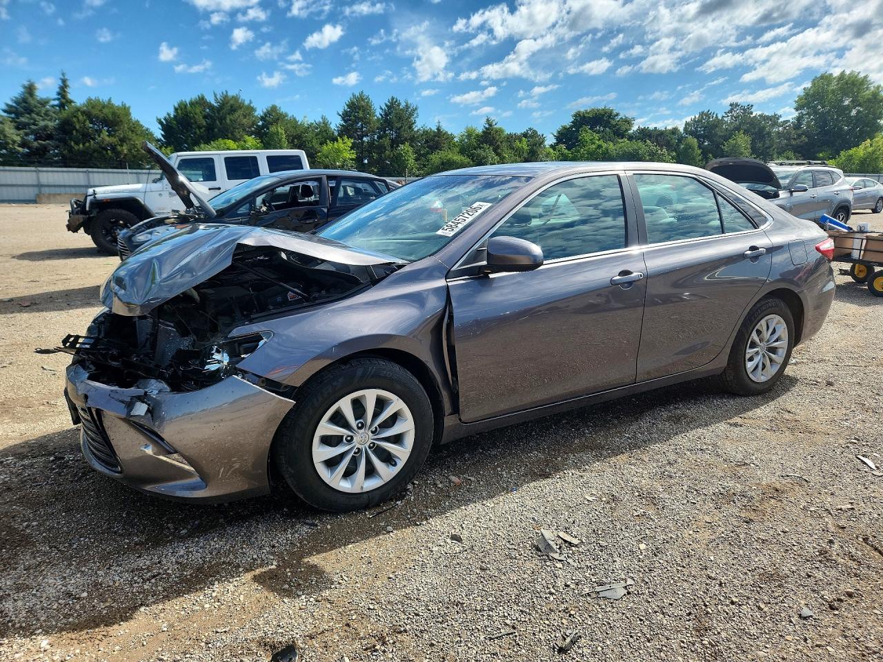 2016 TOYOTA CAMRY LE