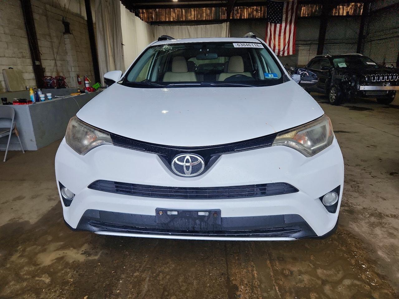 2016 TOYOTA RAV4 XLE — снимка 5