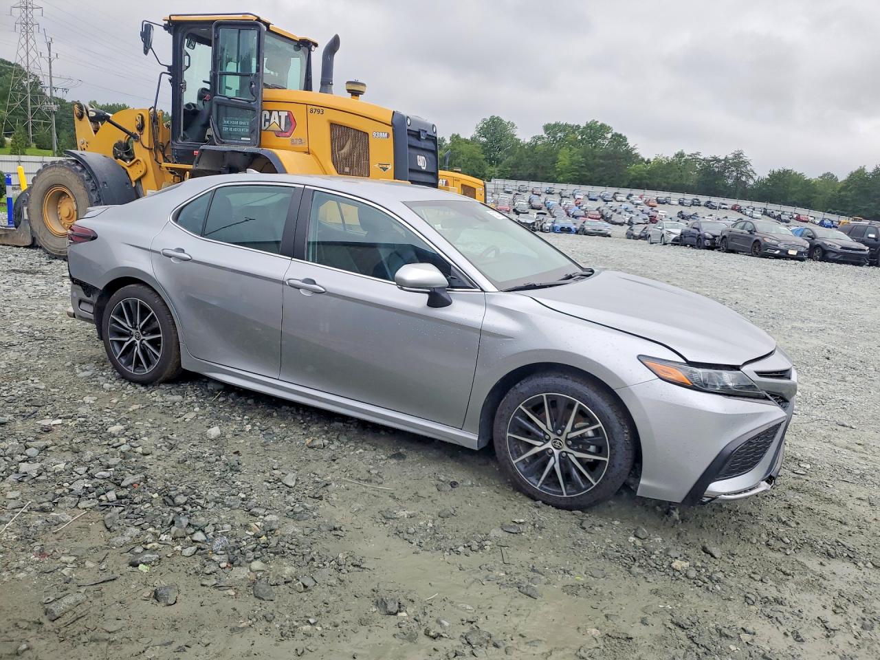 2023 TOYOTA CAMRY SE — снимка 4