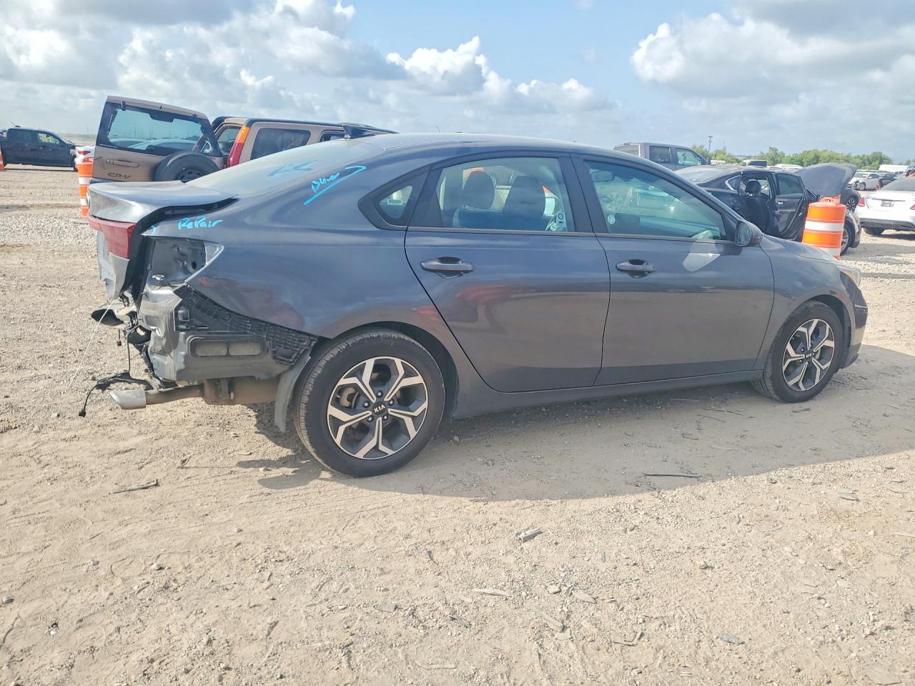 2021 KIA FORTE LXS — снимка 3