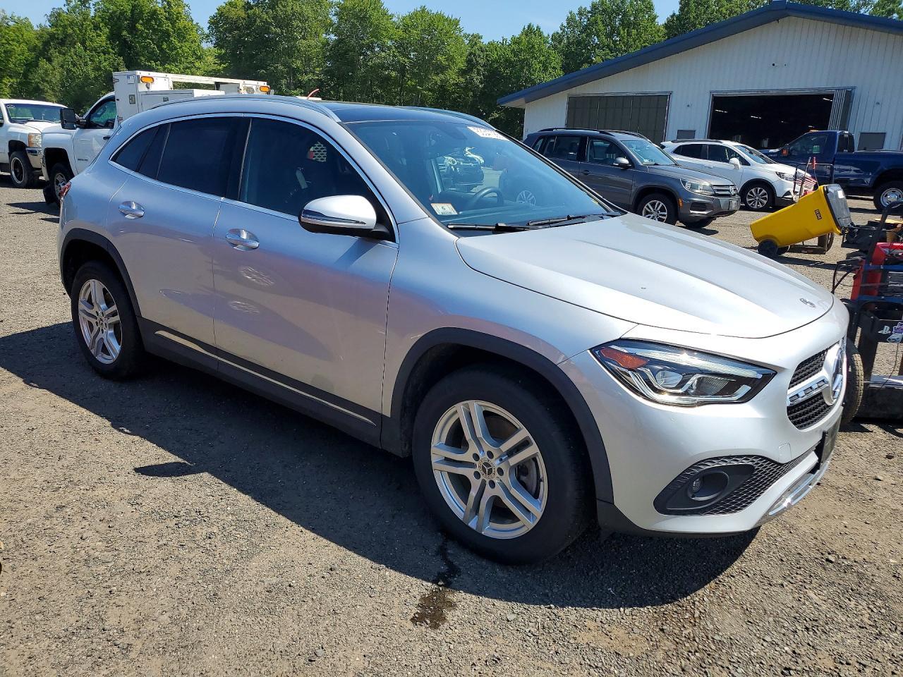 2023 MERCEDES-BENZ GLA 250 4MATIC — снимка 4