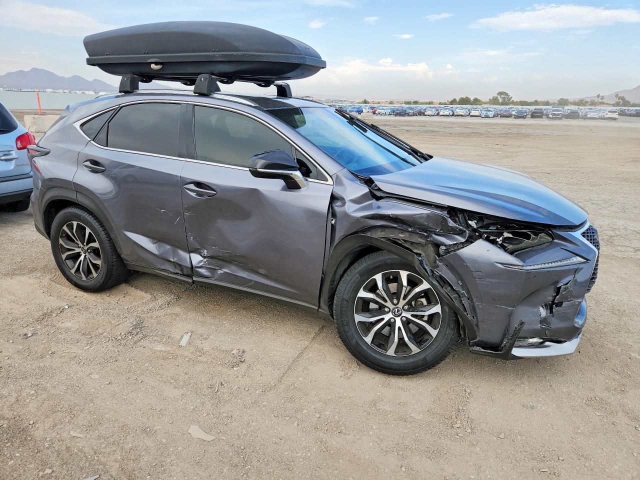2017 LEXUS NX — снимка 4