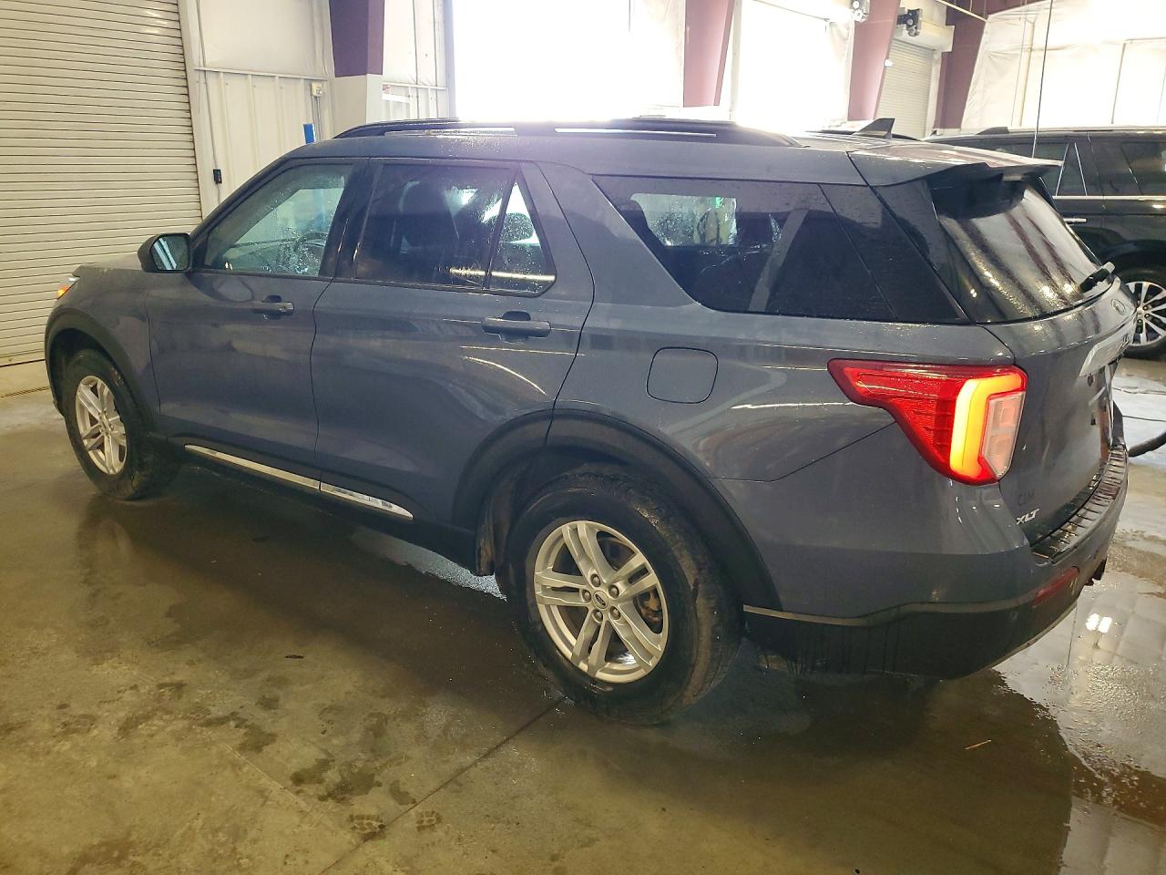 2021 FORD EXPLORER XLT — снимка 2