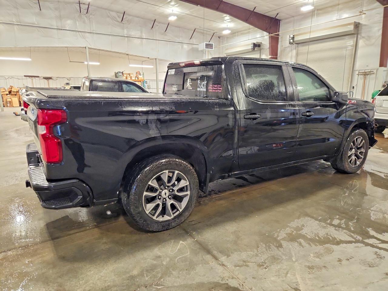 2021 CHEVROLET SILVERADO K1500 RST — снимка 3