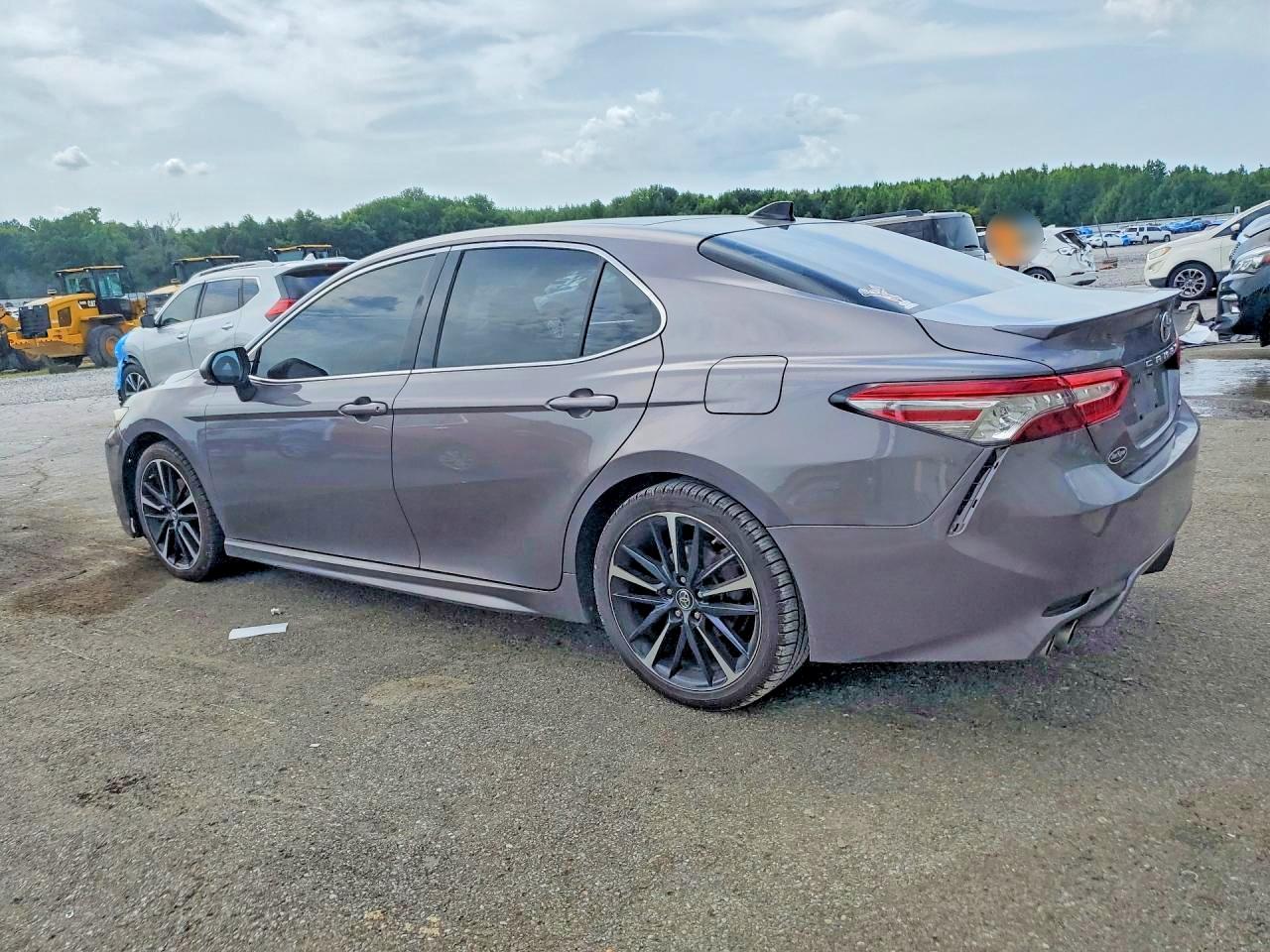 2019 TOYOTA CAMRY XSE — снимка 2