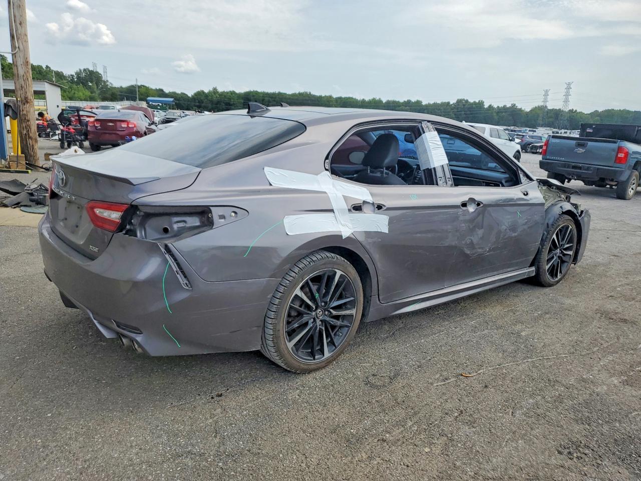 2019 TOYOTA CAMRY XSE — снимка 3