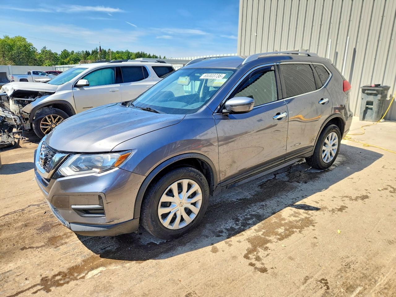 2017 NISSAN ROGUE S