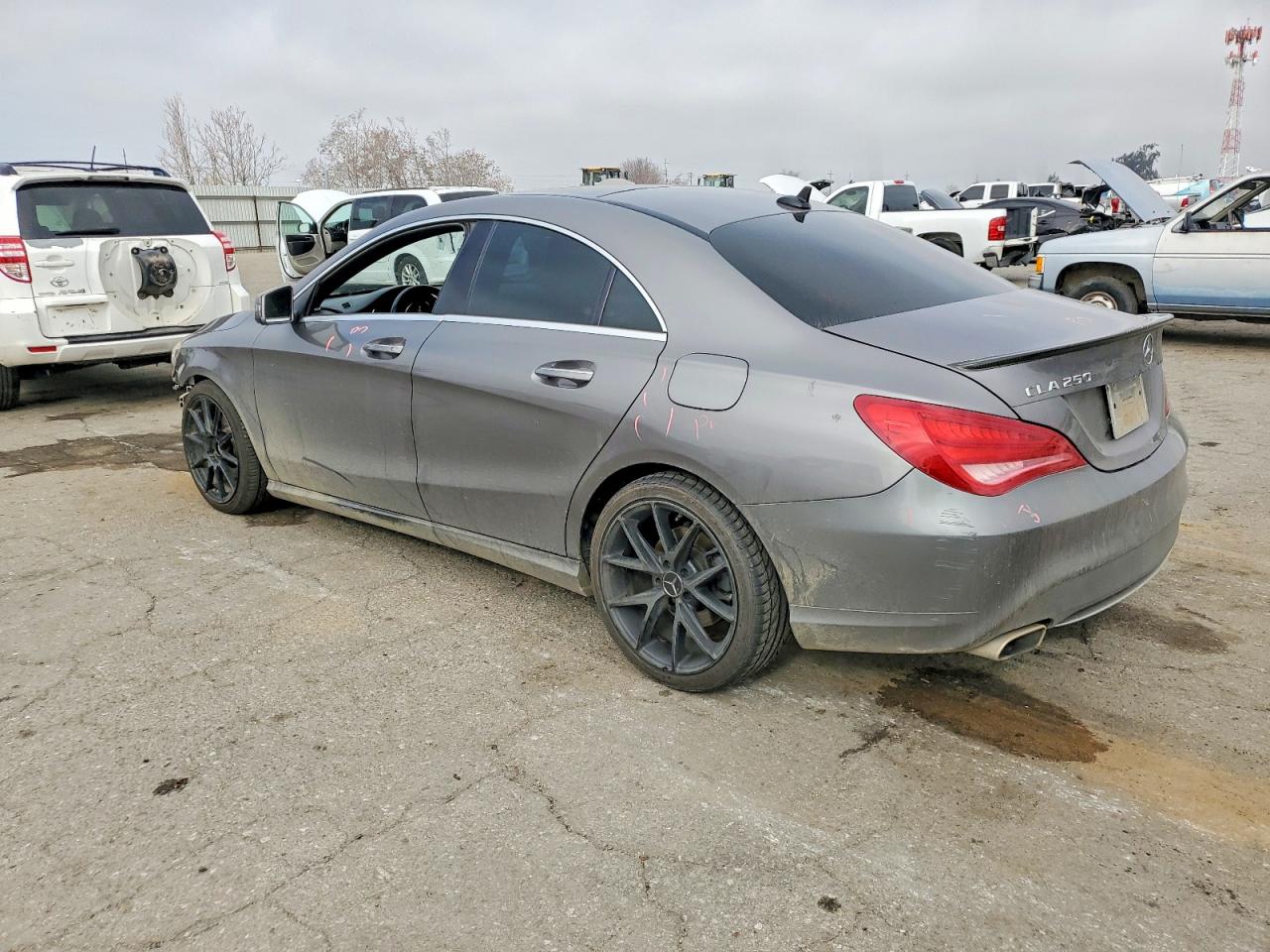 2015 MERCEDES-BENZ CLA 250 — снимка 2