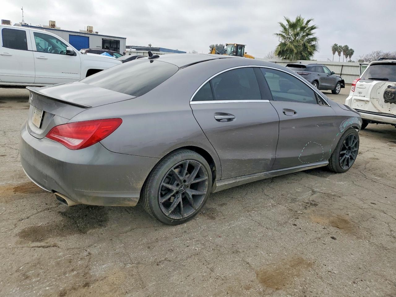2015 MERCEDES-BENZ CLA 250 — снимка 3
