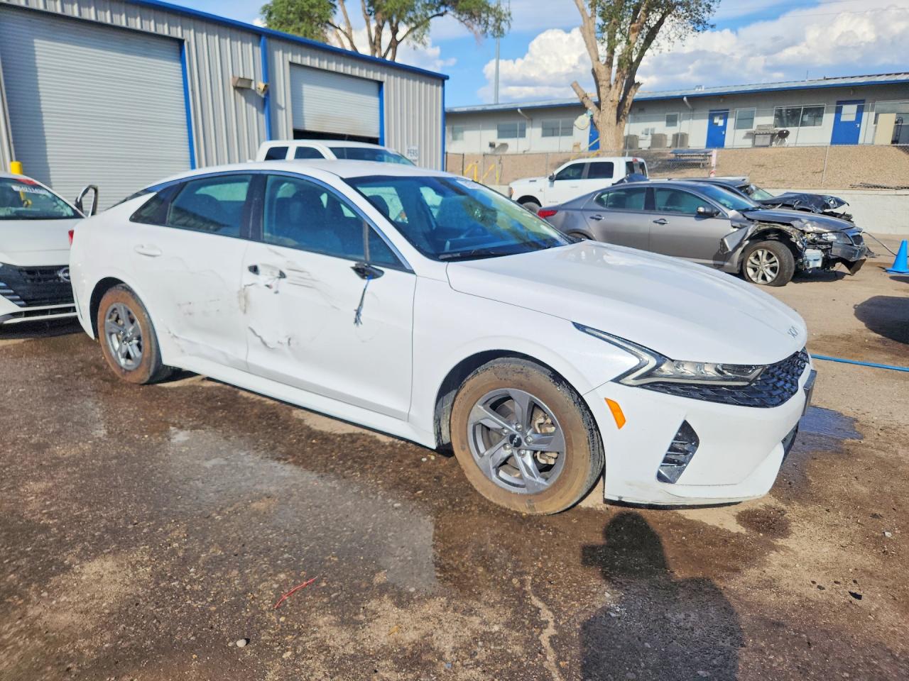 2023 KIA K5 LXS — снимка 4