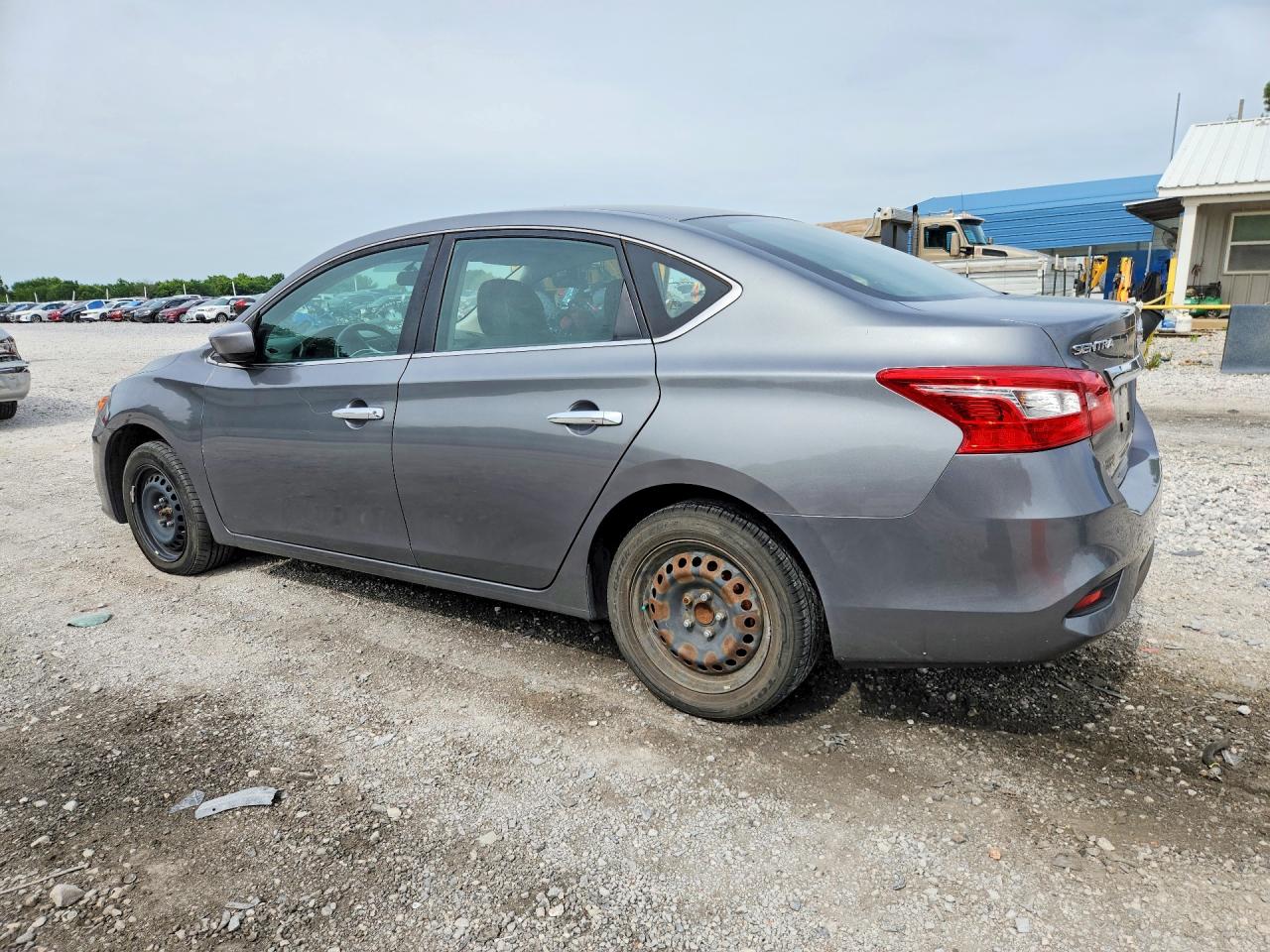 2017 NISSAN SENTRA S — снимка 2
