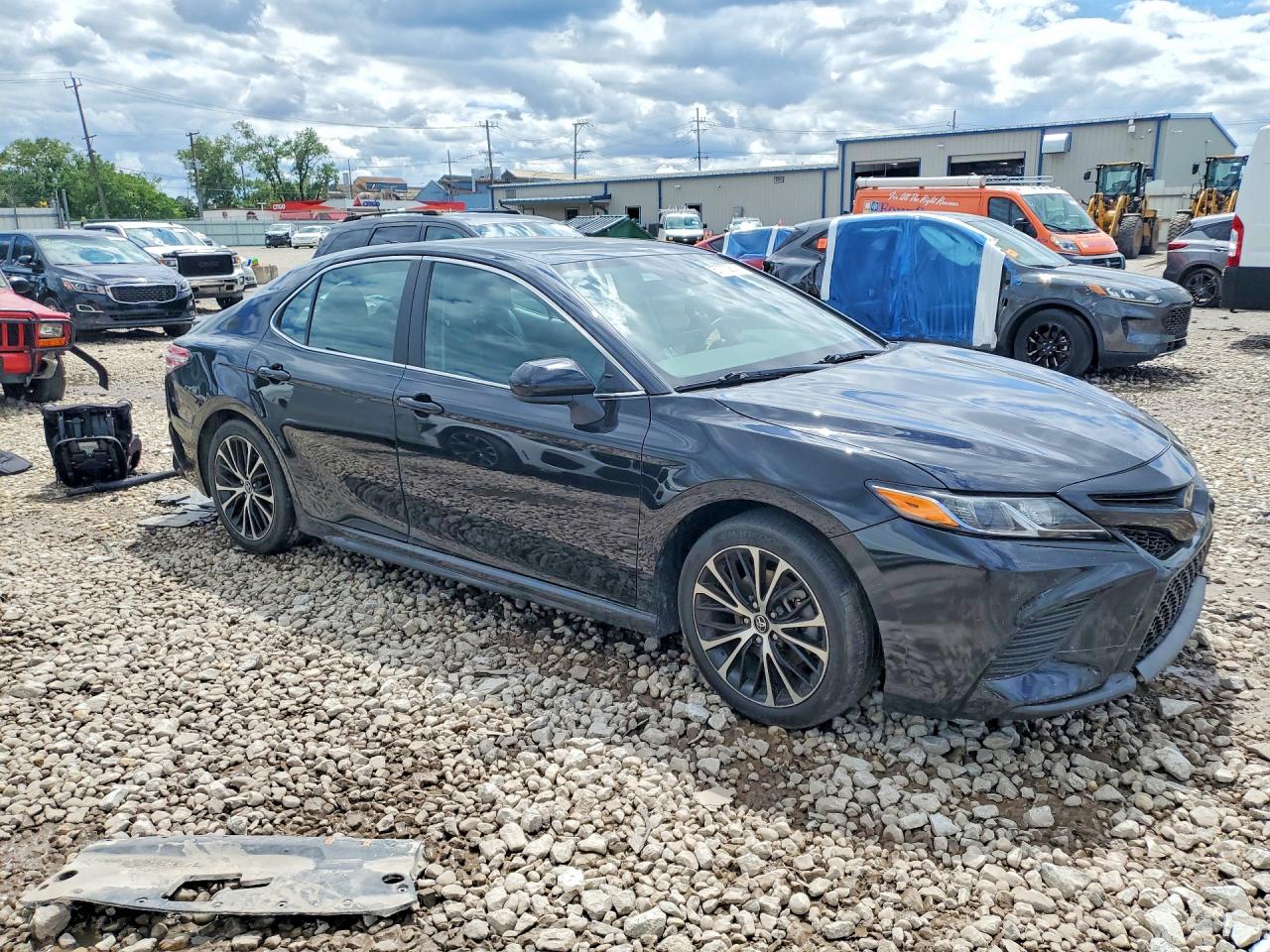 2020 TOYOTA CAMRY SE — снимка 4