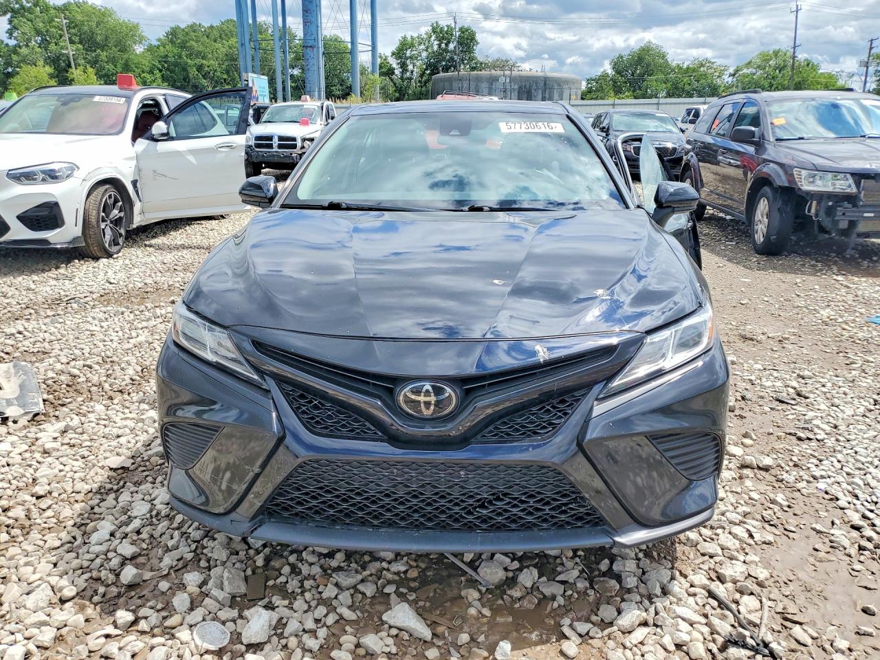 2020 TOYOTA CAMRY SE — снимка 5