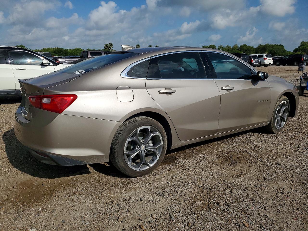 2024 CHEVROLET MALIBU LT — снимка 3