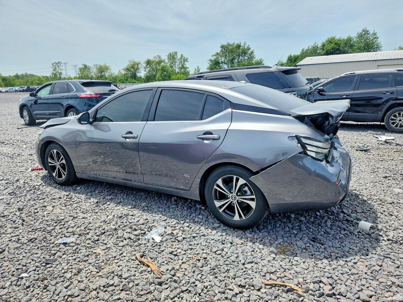 2021 NISSAN SENTRA SV — снимка 2
