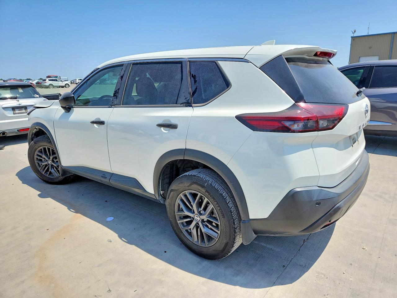 2021 NISSAN ROGUE S — снимка 2
