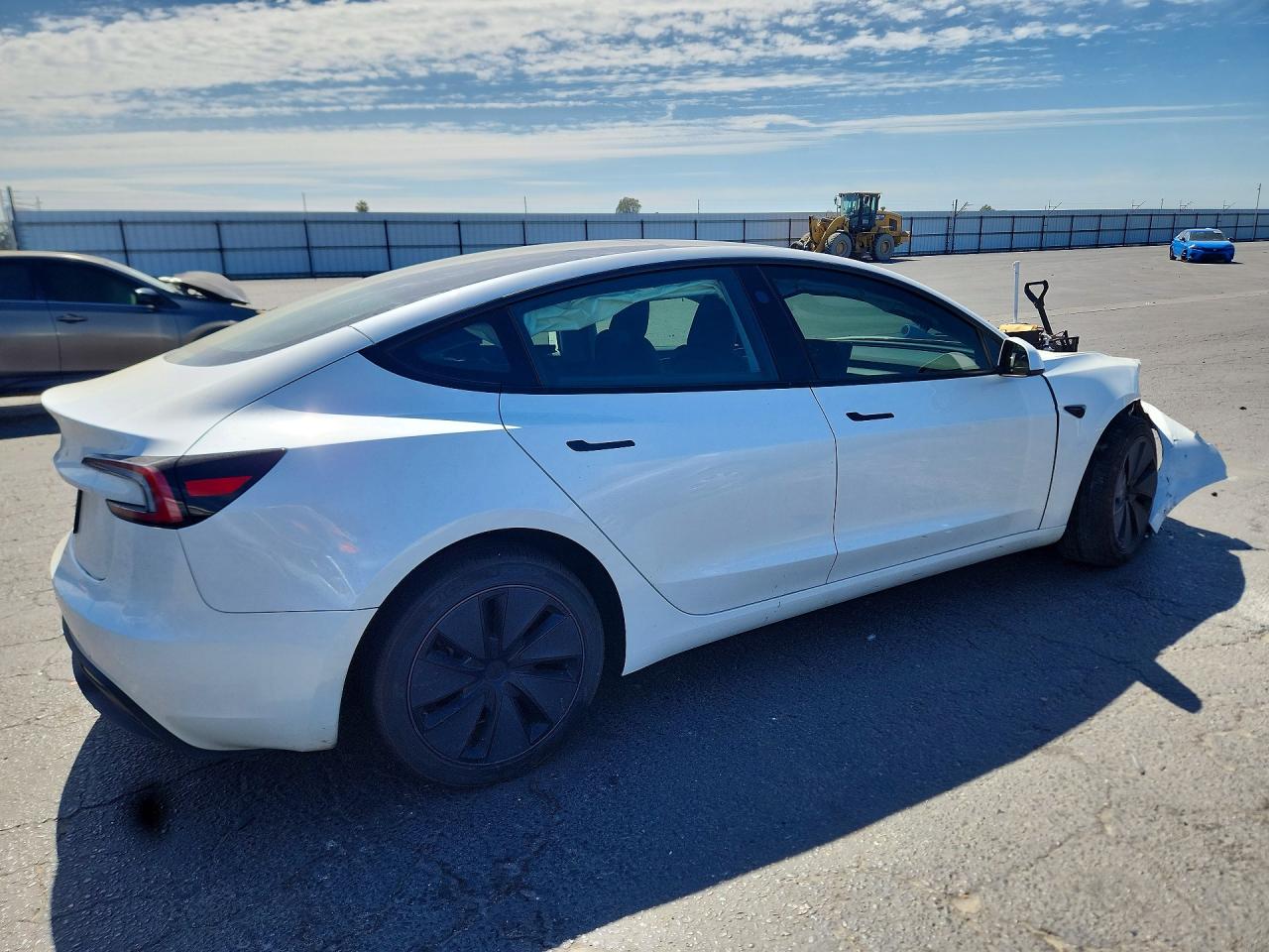 2025 TESLA MODEL 3 — снимка 3