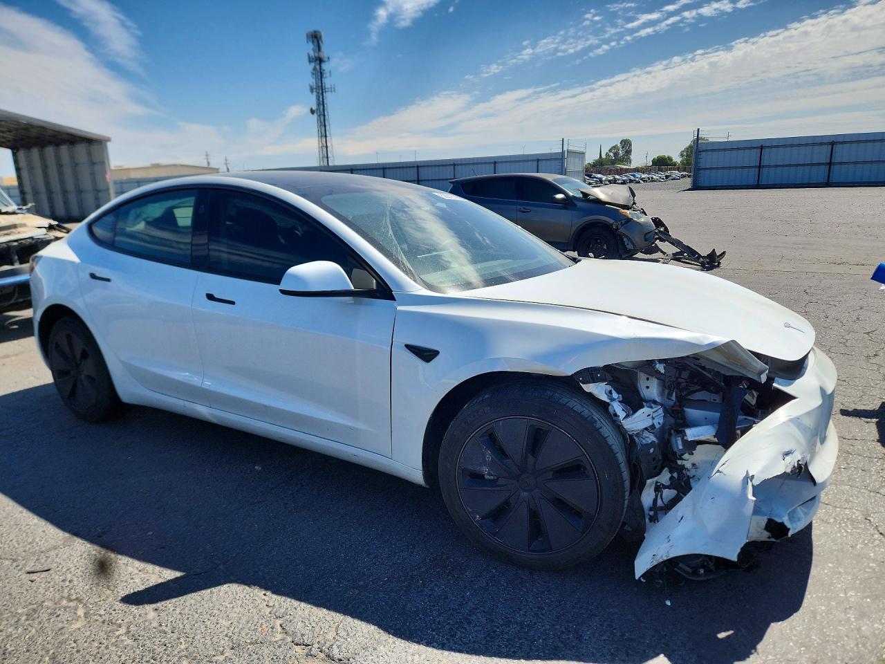 2025 TESLA MODEL 3 — снимка 4