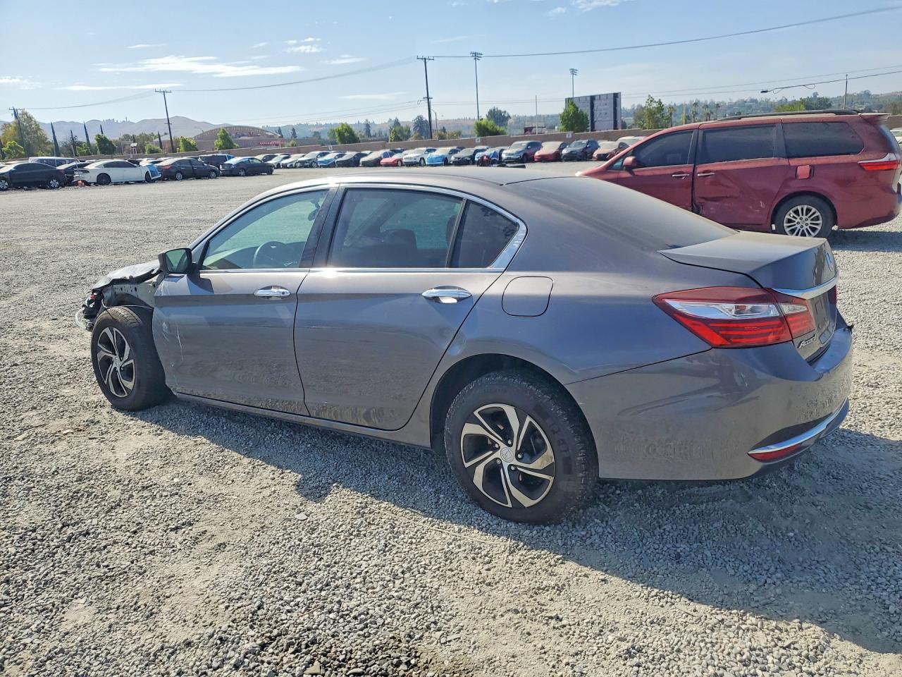 2017 HONDA ACCORD LX — снимка 2