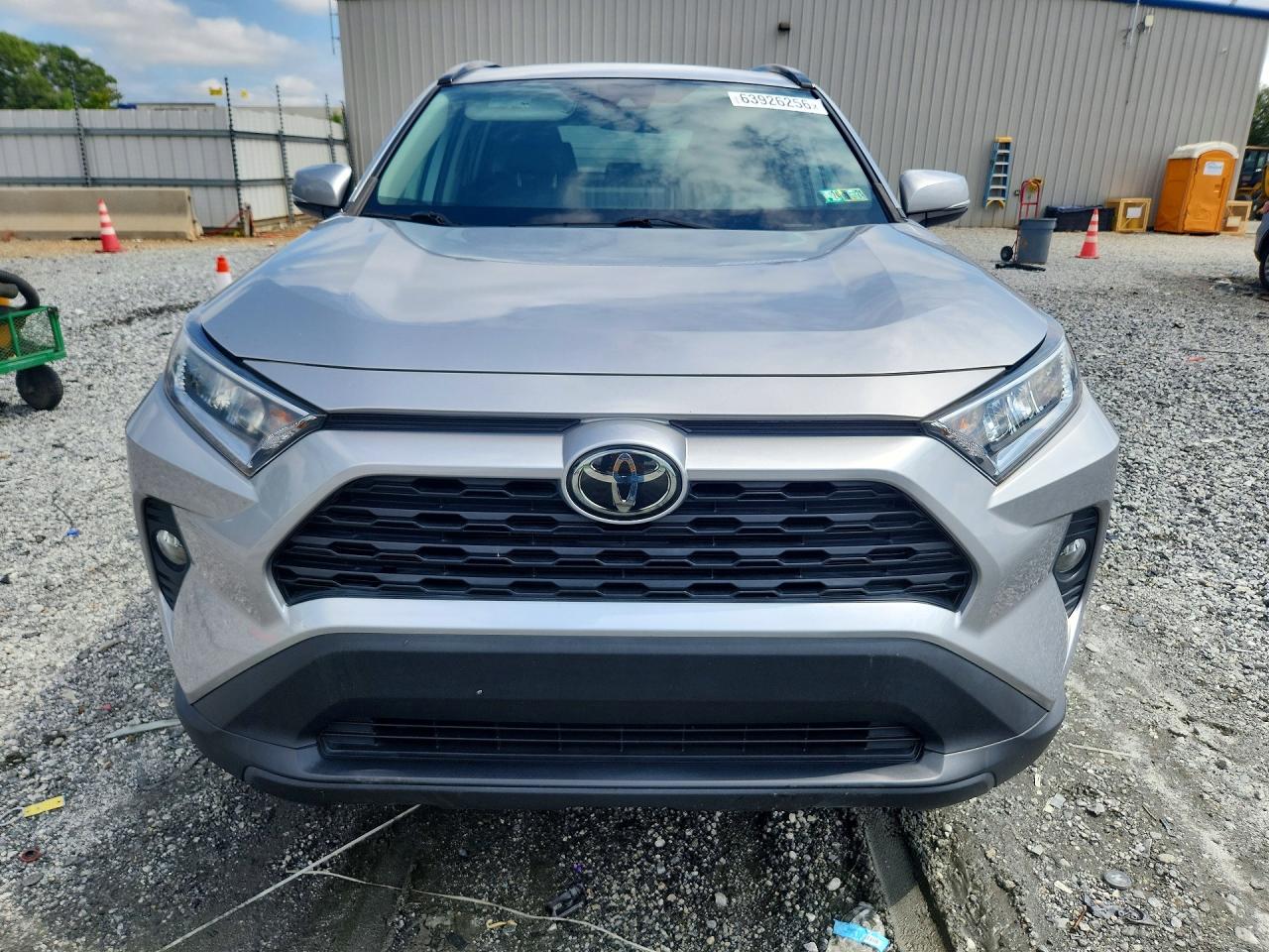 2020 TOYOTA RAV4 XLE — снимка 5