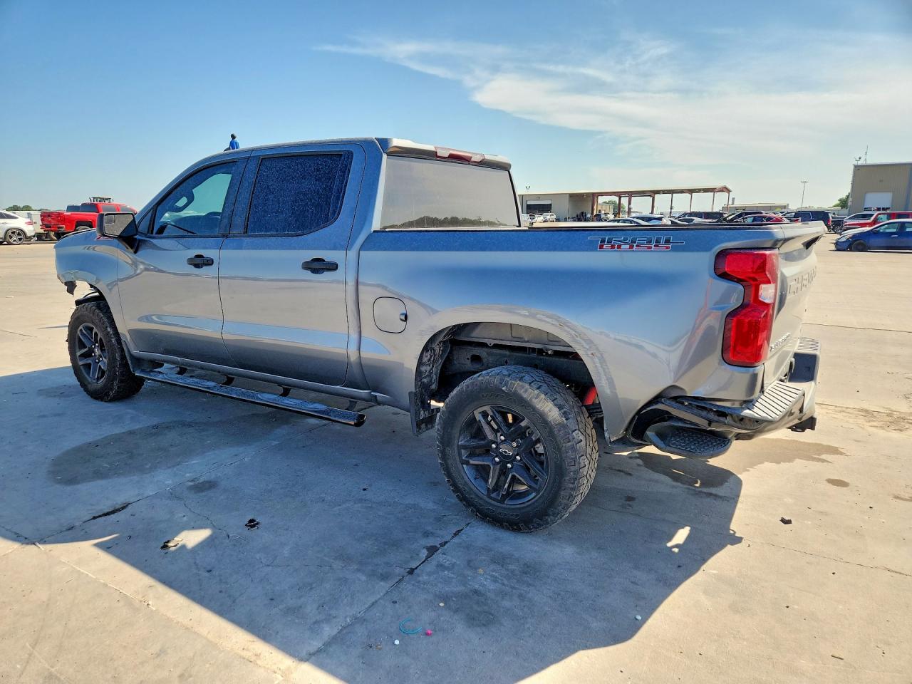 2020 CHEVROLET SILVERADO K1500 TRAIL BOSS CUSTOM — снимка 2