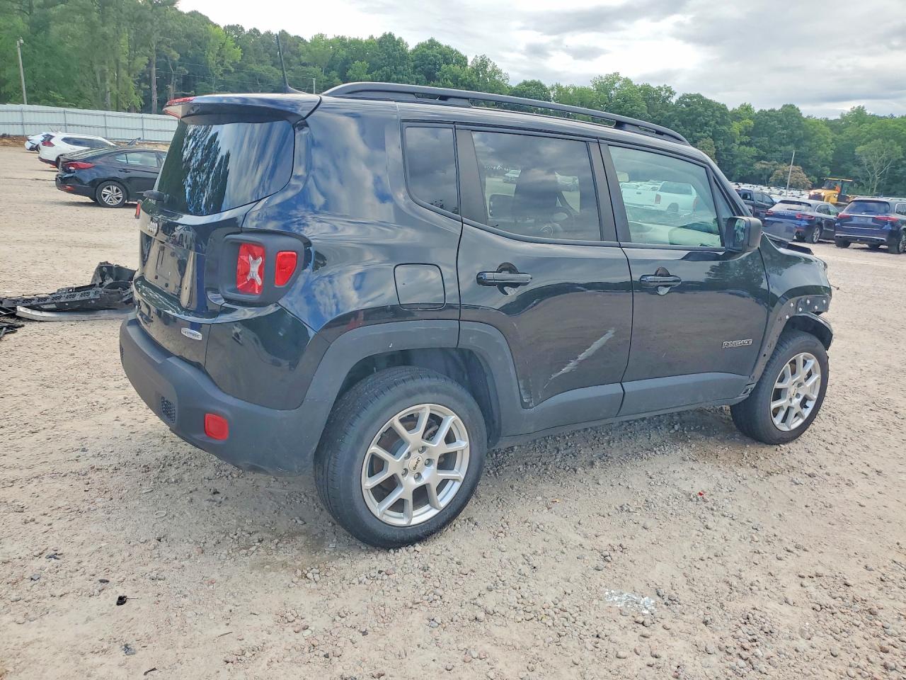 2022 JEEP RENEGADE LATITUDE — снимка 3