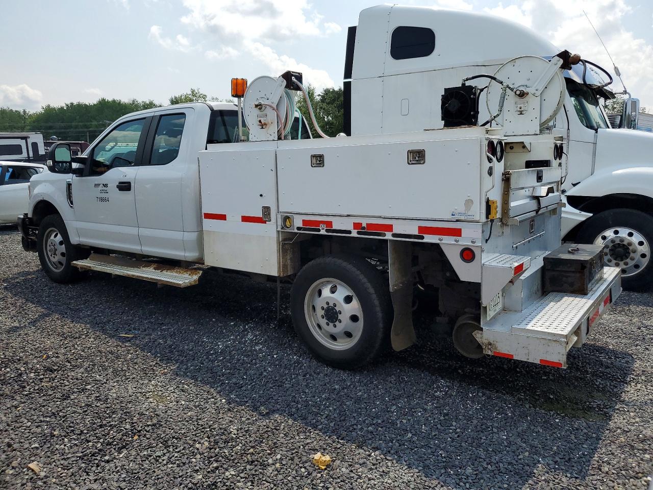 2019 FORD F350 — снимка 2
