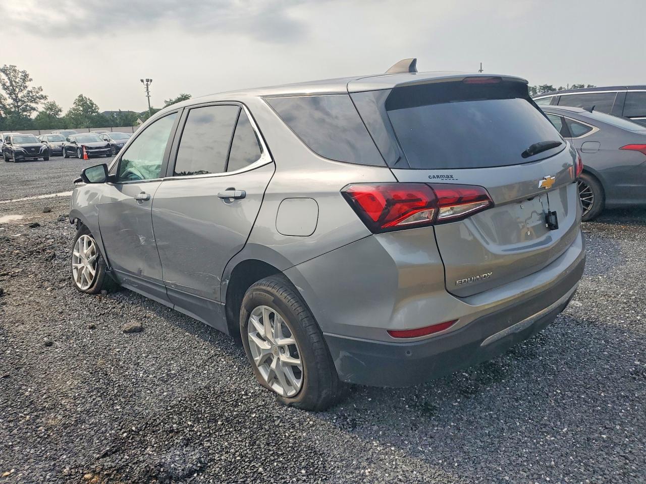 2024 CHEVROLET EQUINOX LT — снимка 2