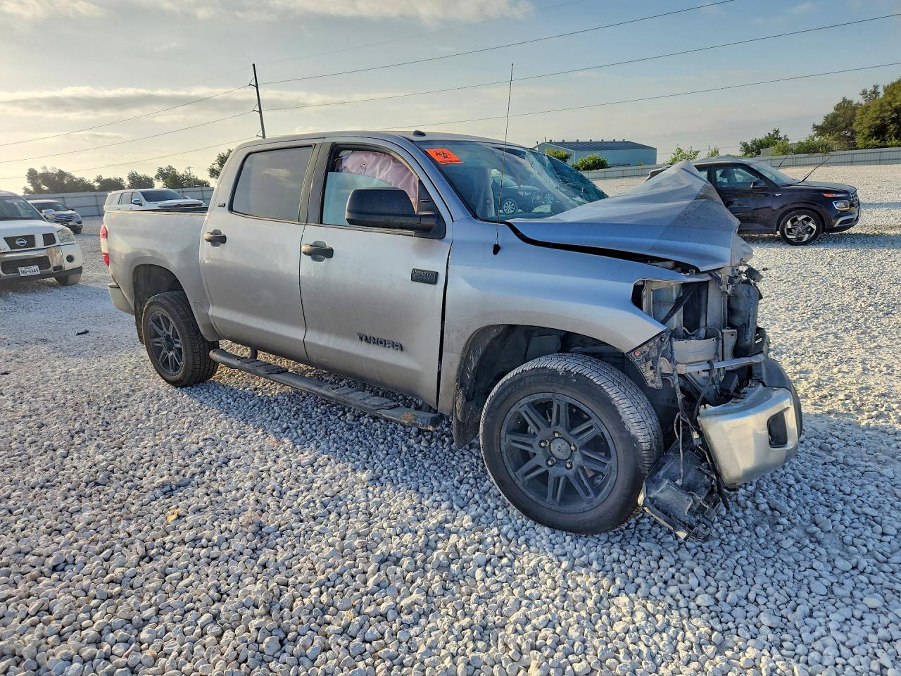 2019 TOYOTA TUNDRA CREWMAX SR5 — снимка 4