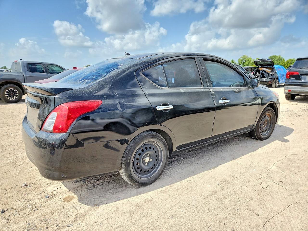 2018 NISSAN VERSA SV — снимка 3