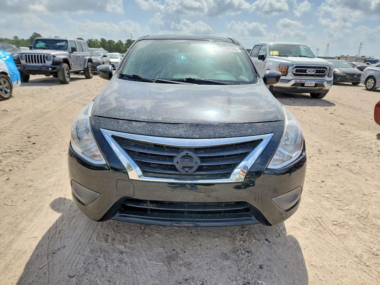 2018 NISSAN VERSA SV — снимка 5