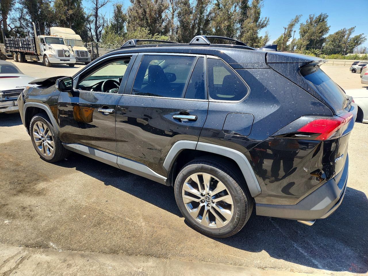 2019 TOYOTA RAV4 LIMITED — снимка 2