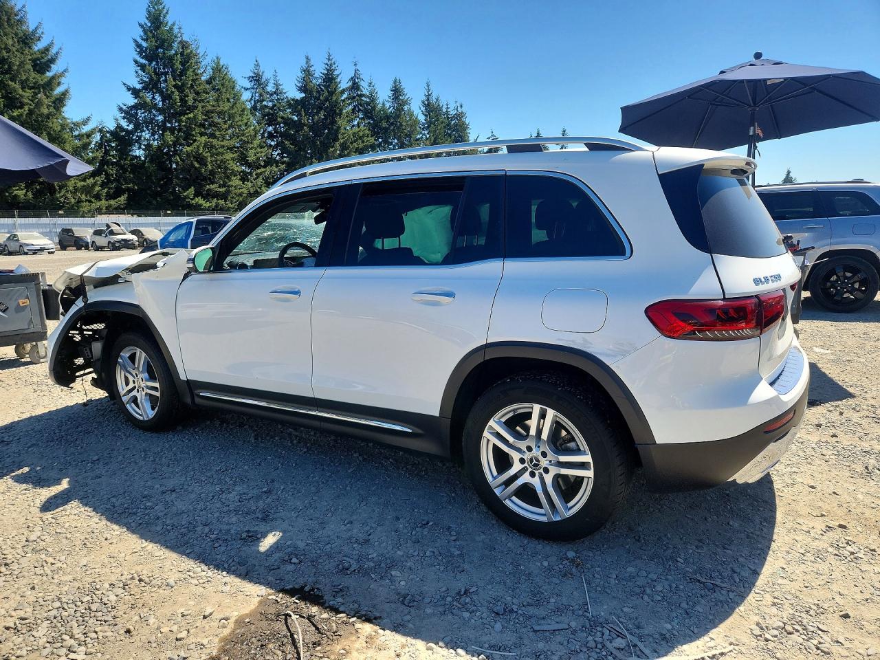2020 MERCEDES-BENZ GLB 250 4MATIC — снимка 2