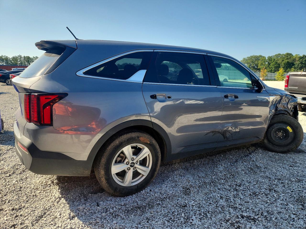2022 KIA SORENTO LX — снимка 3