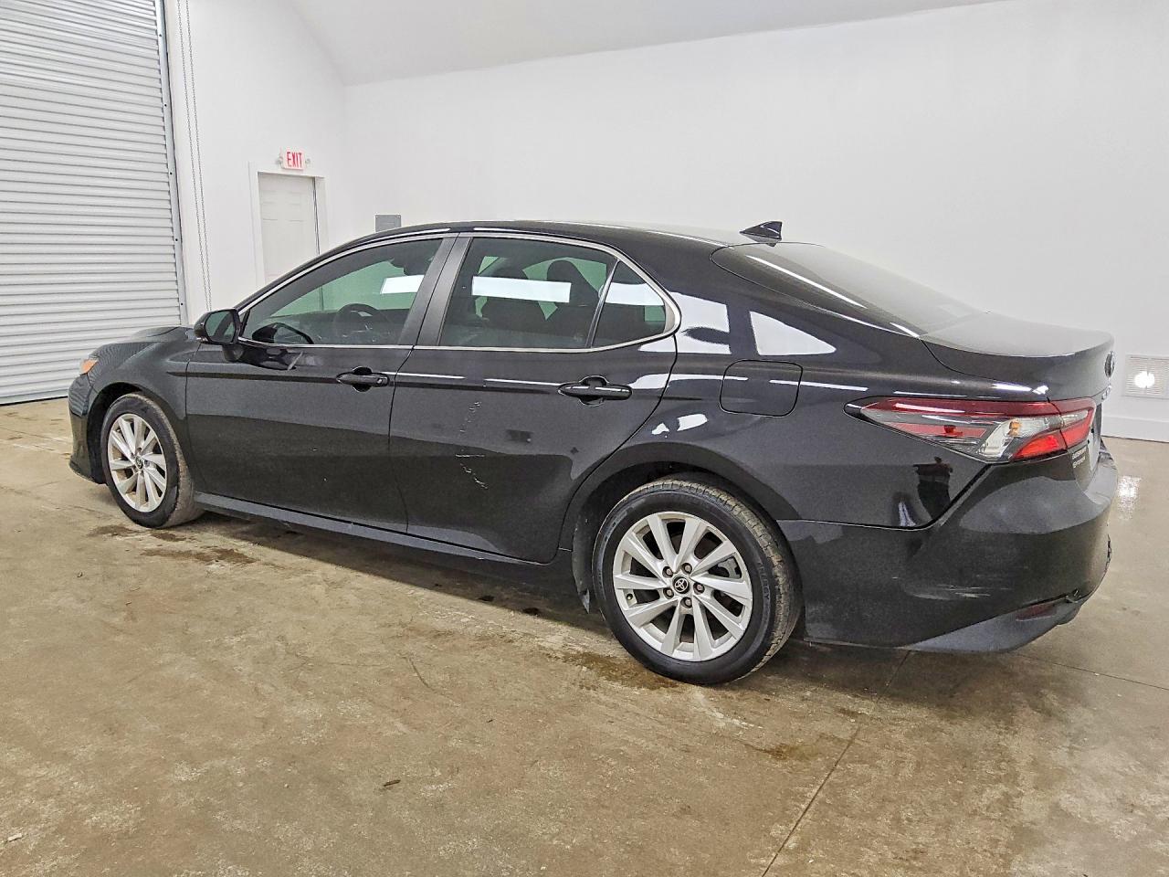 2024 TOYOTA CAMRY LE — снимка 2