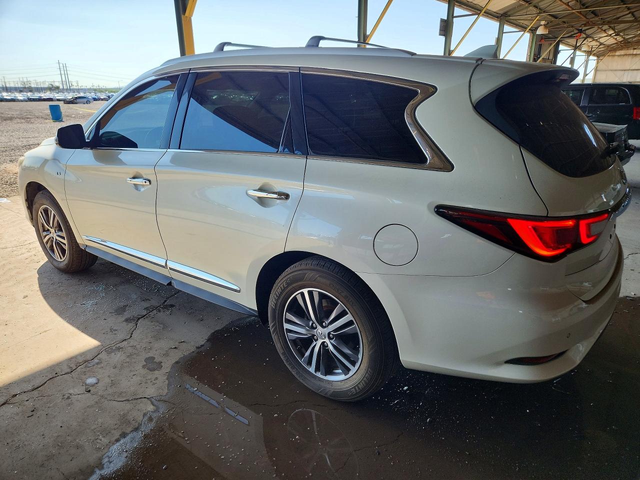 2017 INFINITI QX60 BASE — снимка 2