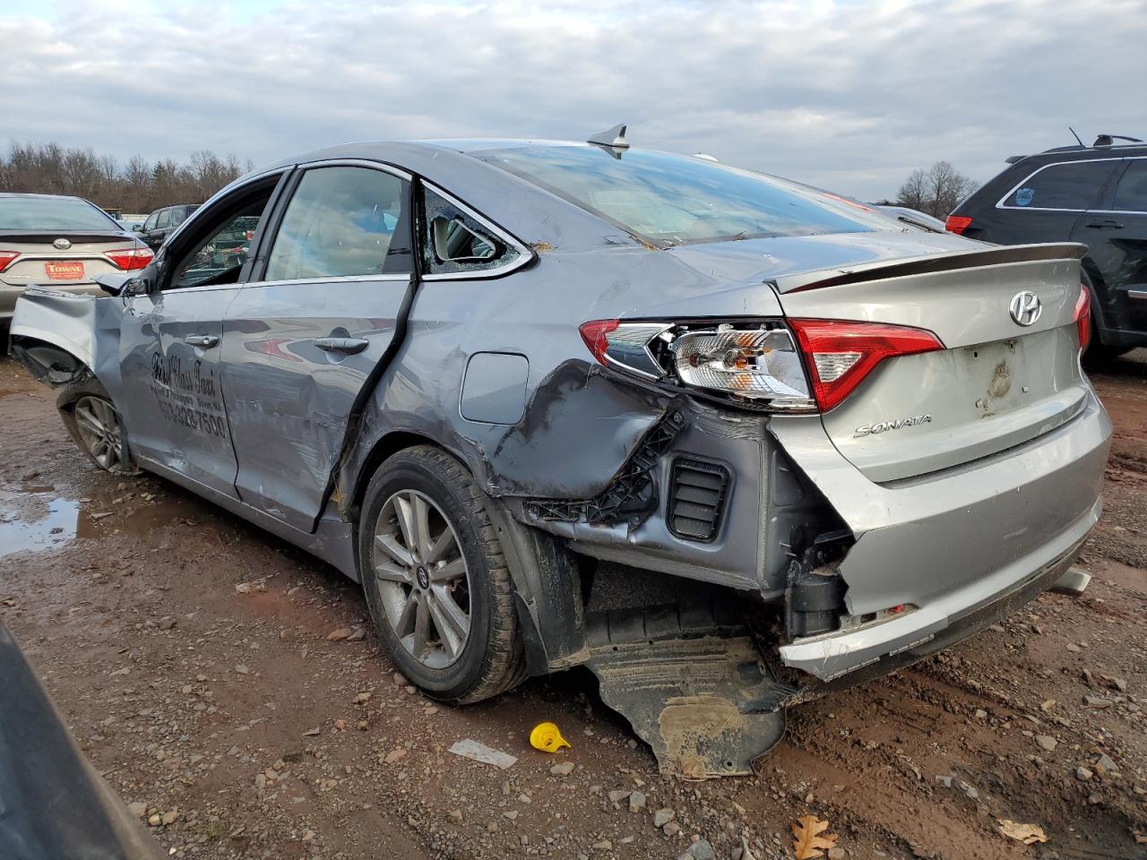 2015 HYUNDAI SONATA SE — снимка 2
