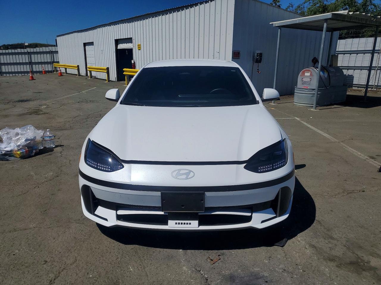 2025 HYUNDAI IONIQ 6 SE STANDARD RANGE — снимка 5