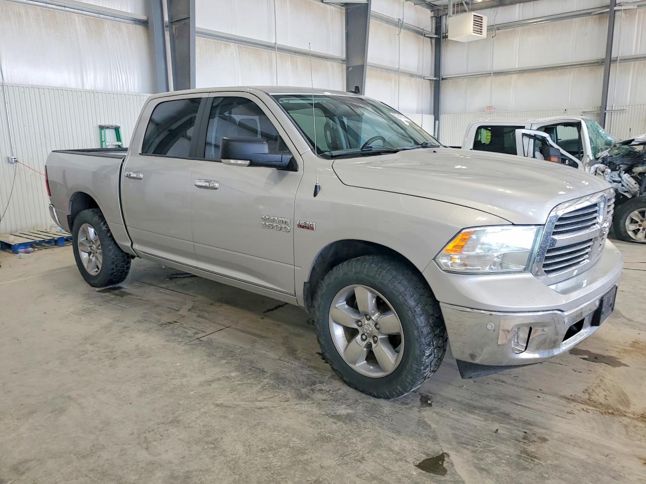 2017 RAM 1500 SLT — снимка 4