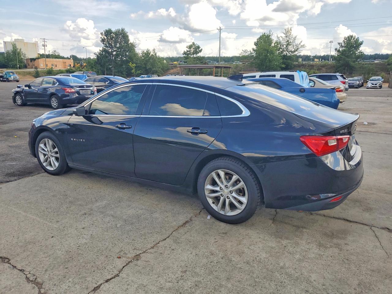 2017 CHEVROLET MALIBU LT — снимка 2