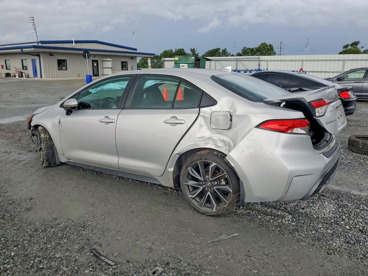 2021 TOYOTA COROLLA SE — снимка 2