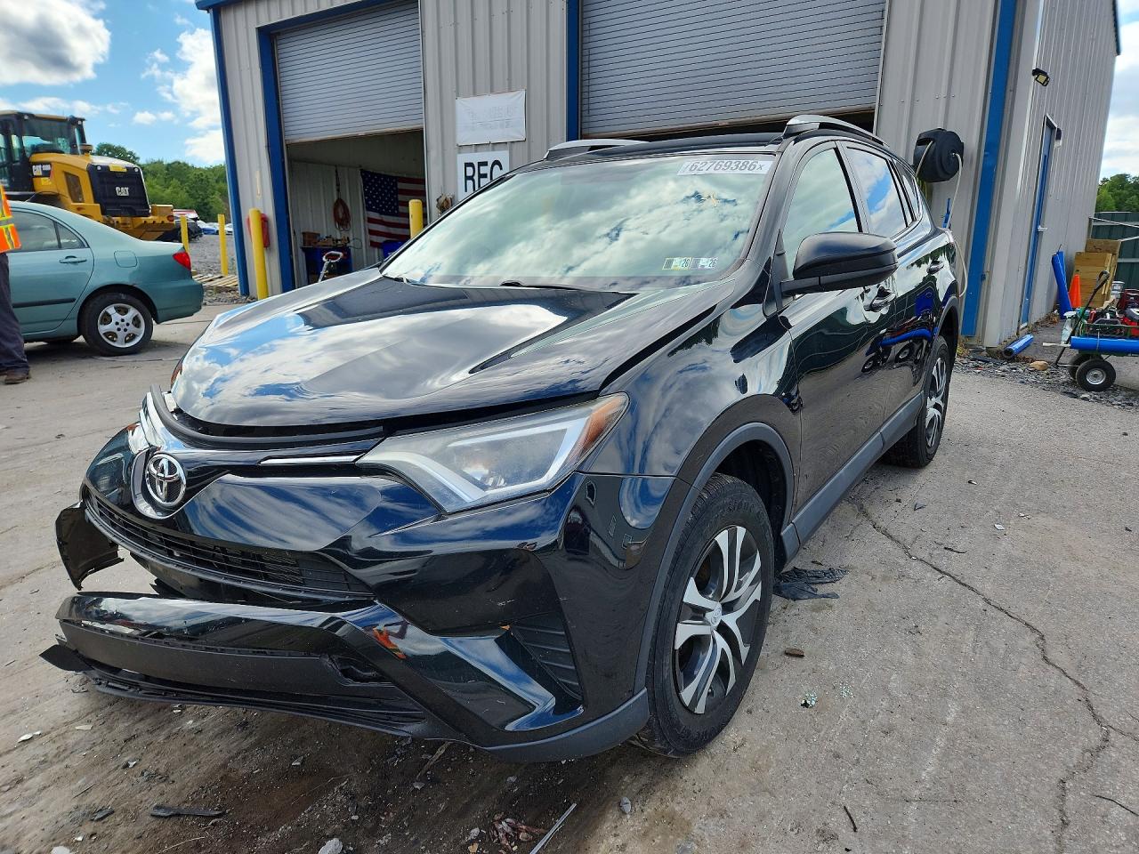 2016 TOYOTA RAV4 LE
