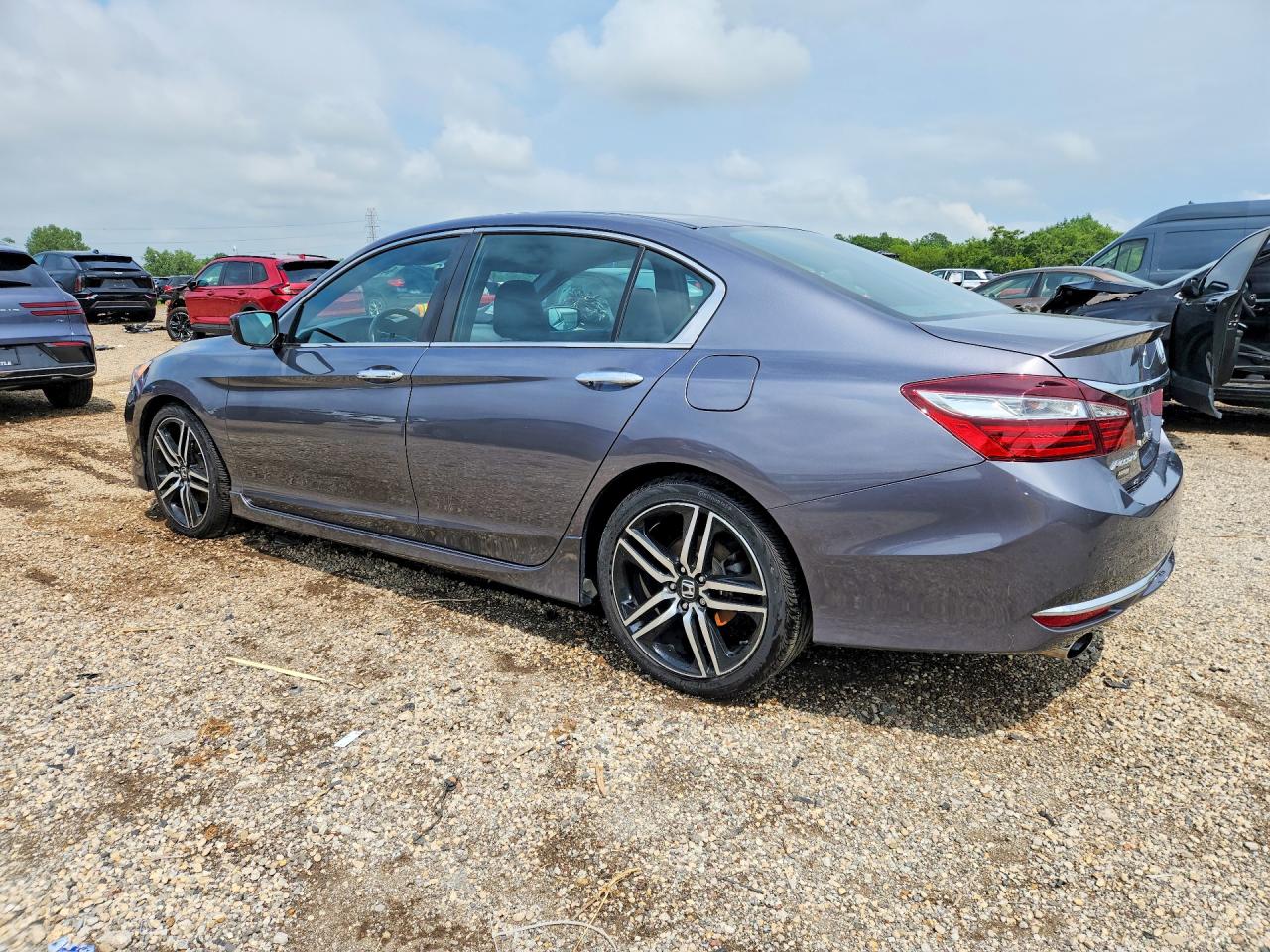 2017 HONDA ACCORD SPORT — снимка 2