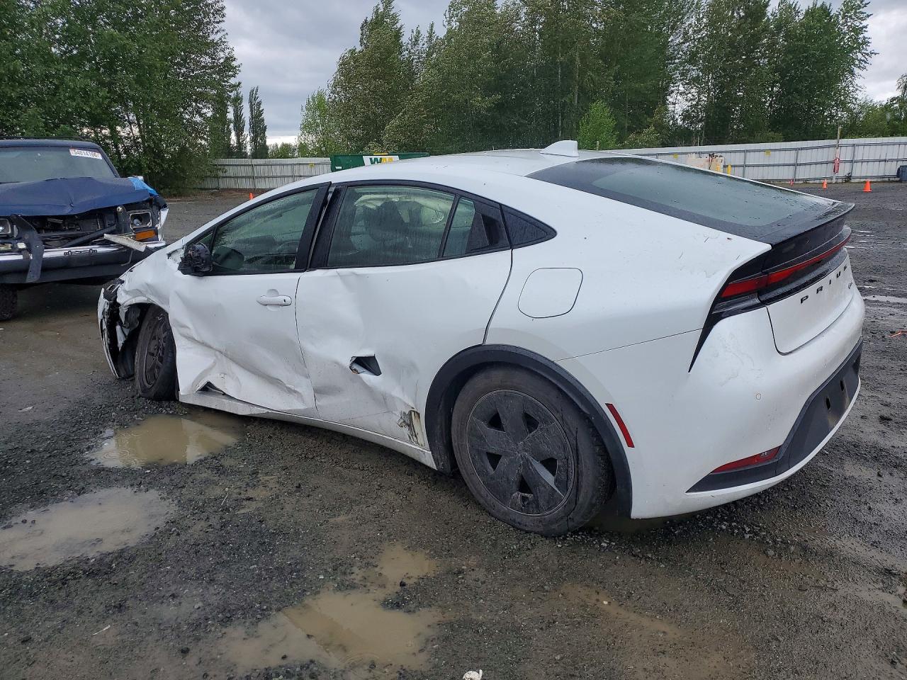 2024 TOYOTA PRIUS LE — снимка 2