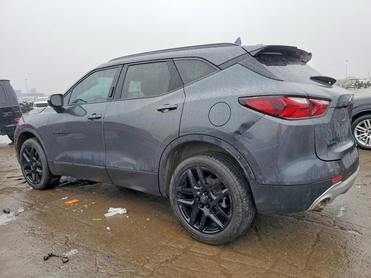 2021 CHEVROLET BLAZER 2LT — снимка 2