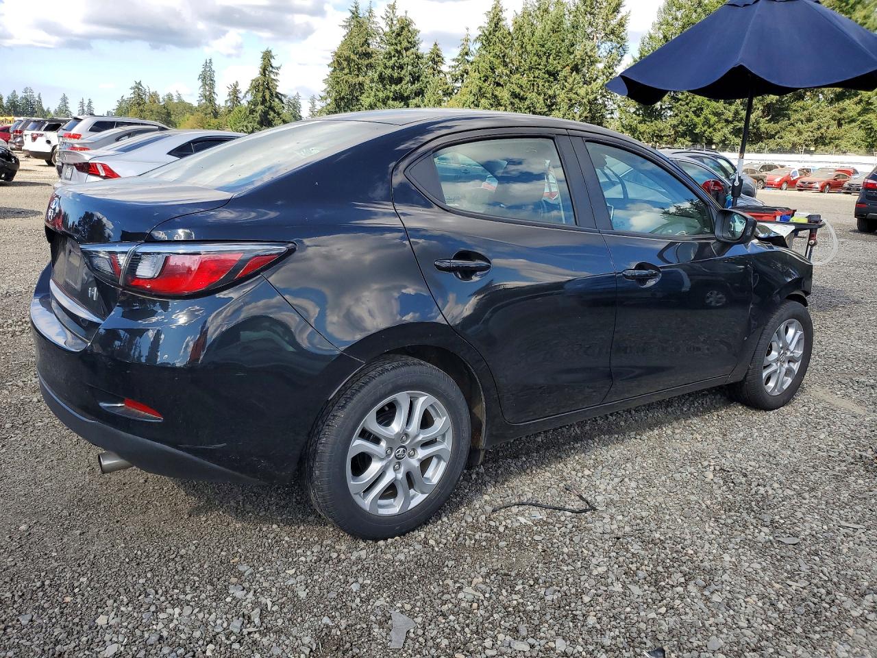 2018 TOYOTA YARIS IA BASE — снимка 3