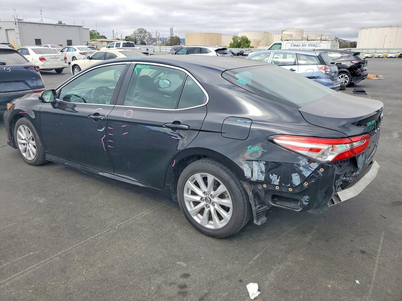2018 TOYOTA CAMRY LE — снимка 2