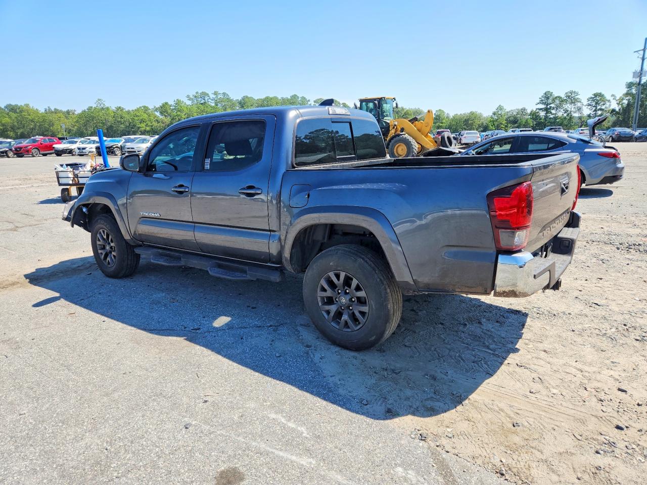2021 TOYOTA TACOMA SR5 V6 — снимка 2